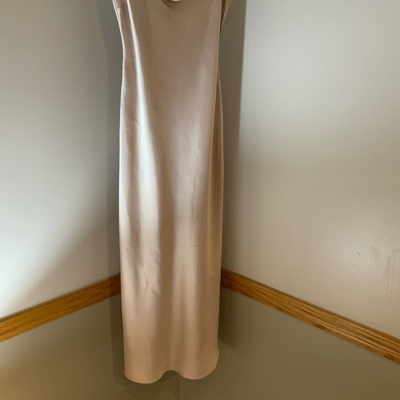 Express Gold M Cowl neck Maxi Satin Dress Party Holiday Office Essential Glam - Picture 7 of 8